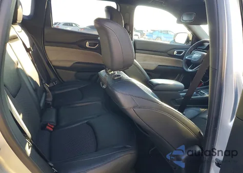 2025 Jeep Compass Latitude из США, поврежденный, VIN 3C4NJDBN6ST502021